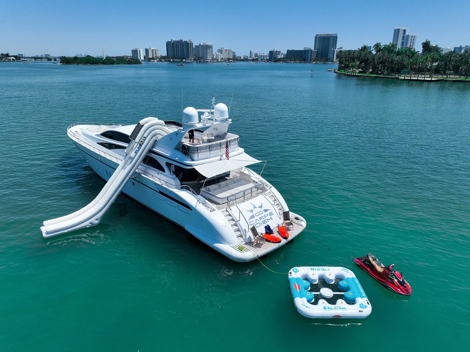 DAY CRUISE & ILHAS